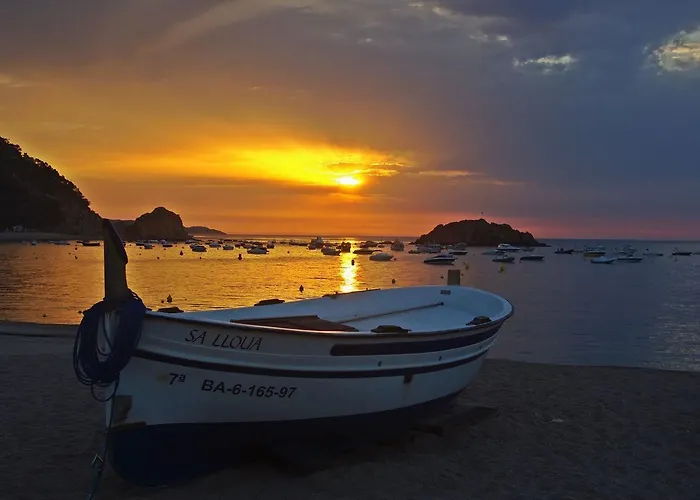 Lets Holidays Nice Apartment In The Center Of Tossa Apartmán